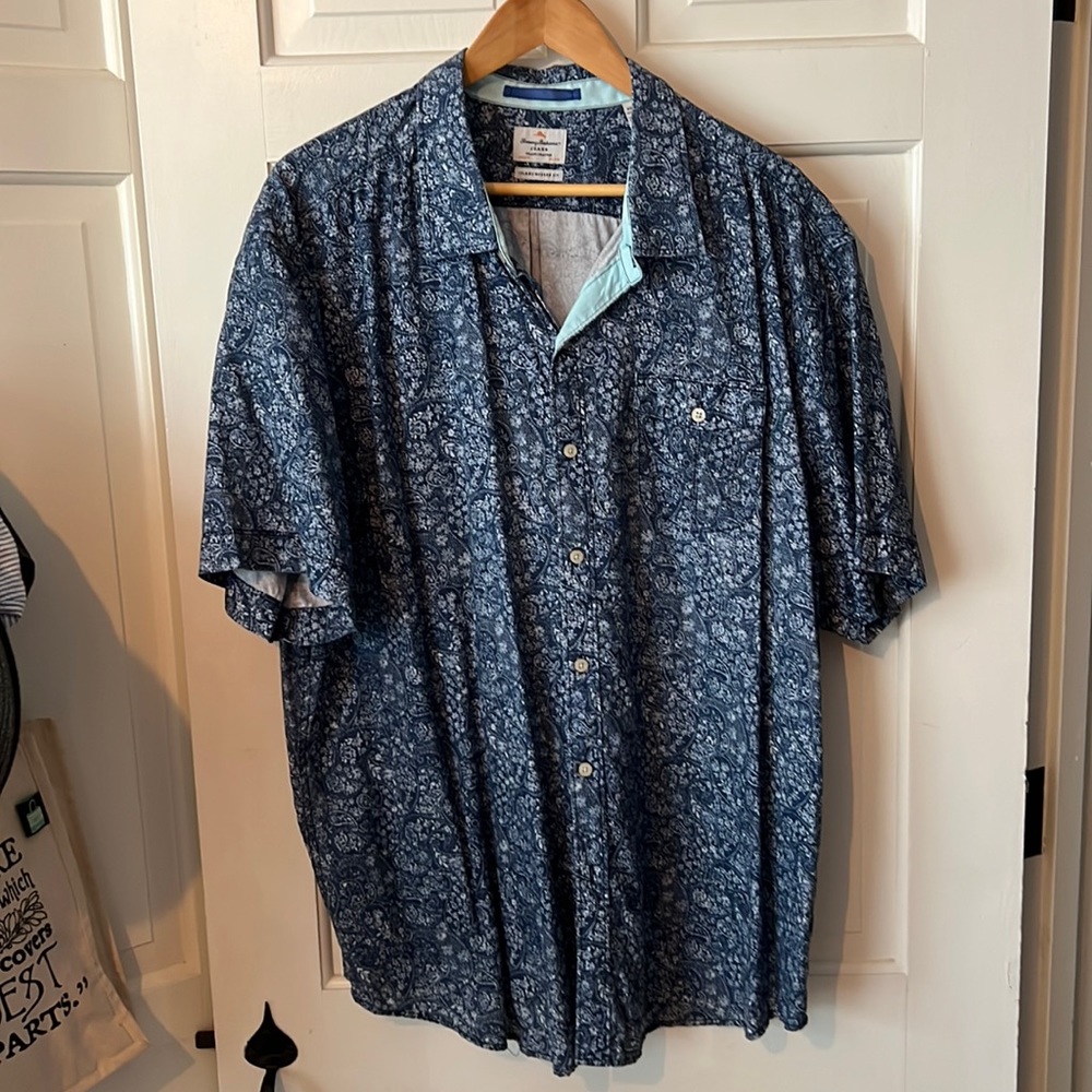 Tommy Bahama Jeans Hawaiian shirt, size XXL.